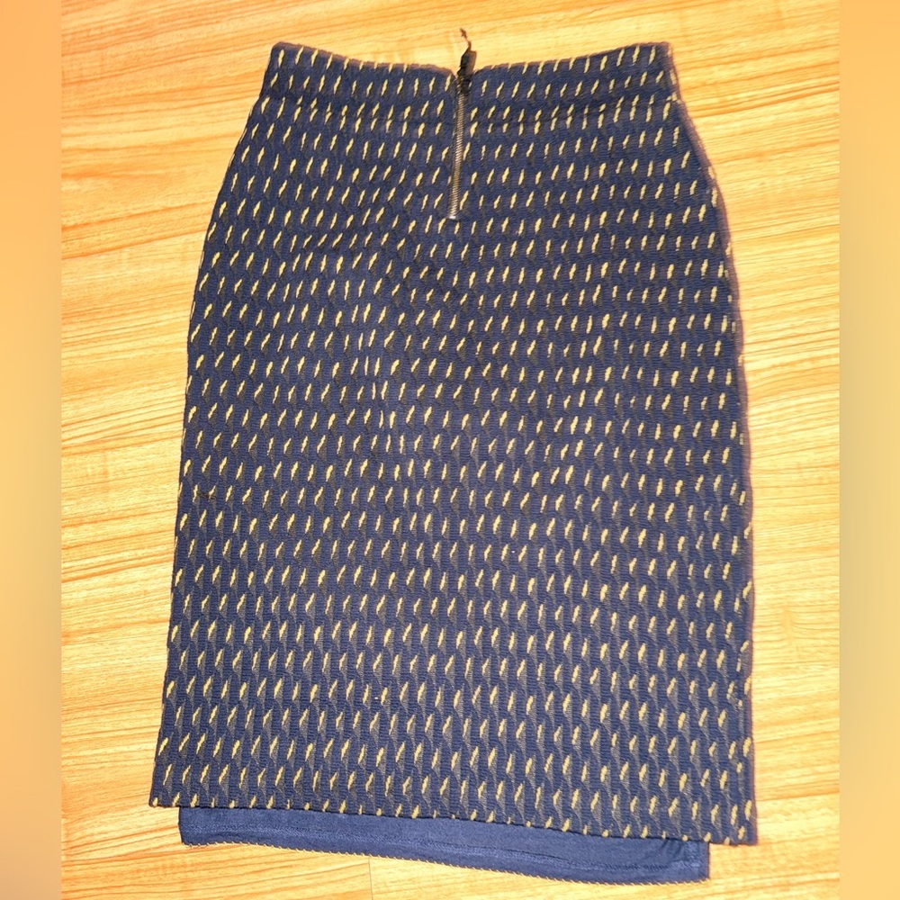 Anthropologie Maeve Hannon Navy Yellow Textured Slit Pencil Skirt size 0 - Picture 8 of 11